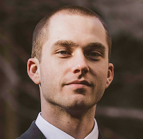 Portret analitičara za trgovanje i stručnjaka za kriptotržište Thomasa Whitfielda